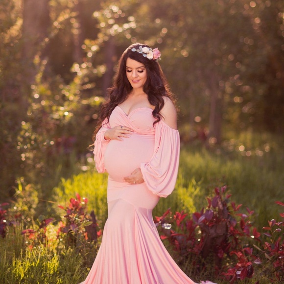 Sew Trendy Erica Gown - Picture 1 of 2